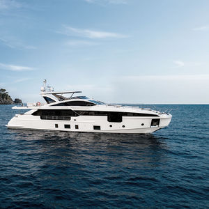 Fahrten-Superyacht / Flybridge / GFK / 5 Kabinen
