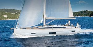 Segel-Yacht / Fahrten / mit offenem Heck / Decksalon / 6 Kabinen
