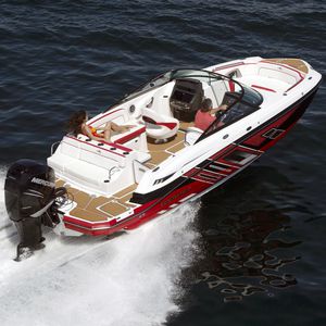 Deck-Boat / Außenbord / Doppelkonsole / Wakeboard / Wasserski