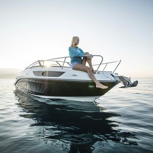 Innenborder-Runabout / Doppelkonsole / Bowrider / Sport