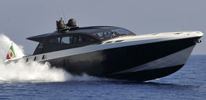 Fahrten-Motoryacht / Hard-top / Gleiter / 5 Kabinen