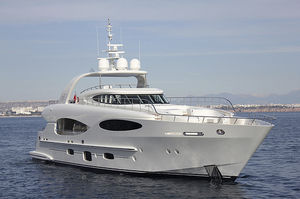 Fahrten-Superyacht / Flybridge / Raised Pilothouse / Gleiter