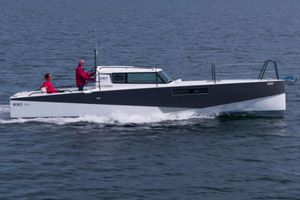 Express Cruiser / Innenborder / Gleiter / Fahrten / 4 Kojen