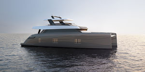 Motor-Katamarane Motoryacht / Fahrten / Flybridge / Verbundwerkstoff