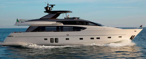 Fahrten-Motoryacht / Flybridge / Glasfaser / Gleiter