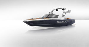 Innenborder-Runabout / Bowrider / Doppelkonsole / Wakeboard