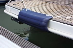 Fender für Boote / Heck / für Badeplattformen / bogenförmig