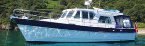 Express Cruiser / Innenborder / Diesel / Kanal / klassisch