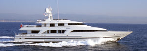 Fahrten-Superyacht / Raised Pilothouse / Aluminium / Verdränger Rumpf