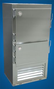 Kombinierter Kühl- und Gefrierschrank / für Boote / frei verlegbar / Edelstahl