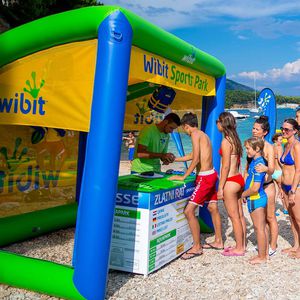 Sonnenschutz-Wasserspielgerät / aufblasbar