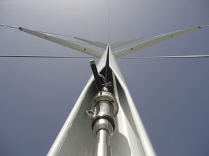 Mast für Segelboote / Rollreffanlage / aus Carbon