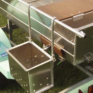 Köderbehälter für Sportfischerboot