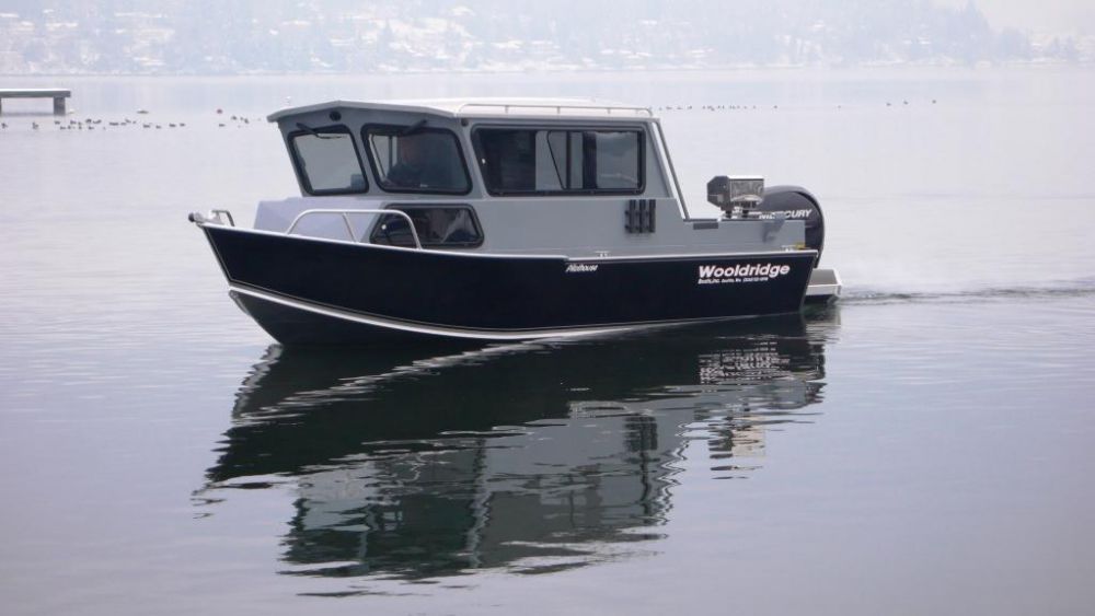 Angelboot für Tagesfahrten / Außenborder 20' SS PILOTHOUSE