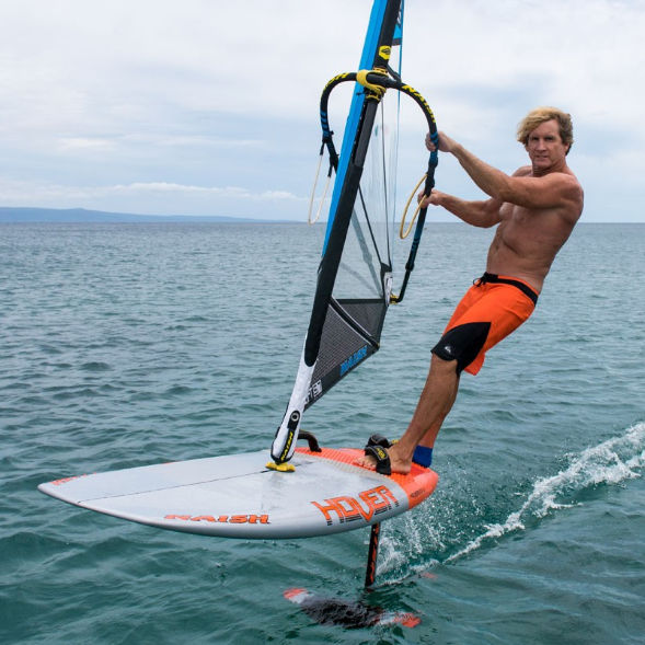 WaveWindsurfboard HOVER 122 Naish Windsurfing Twin Fin / mit Foil