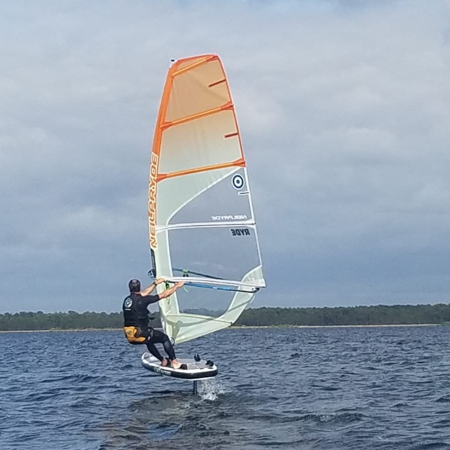 Aufblasbares SUP AIRFOIL 200 TIKI FACTORY Windsurf / mit Foil