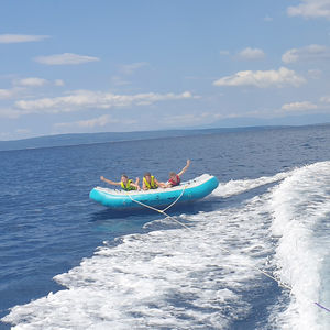 Schleppboje / max. 5 Personen 1