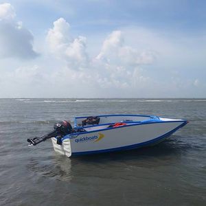 Offenes Boot / Außenborder