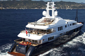 Megayacht für Kreuzfahrten 1
