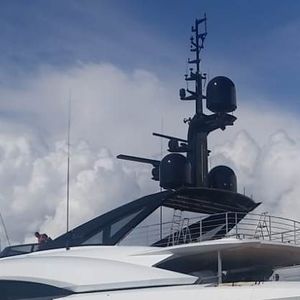 Antennenhalterung für Yacht