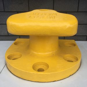 Anlegepoller für Hafenterminals