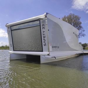 Katamaran-Hausboot 1