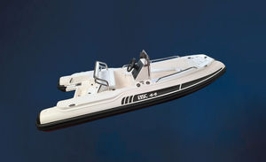 Außenborder-Schlauchboot 1