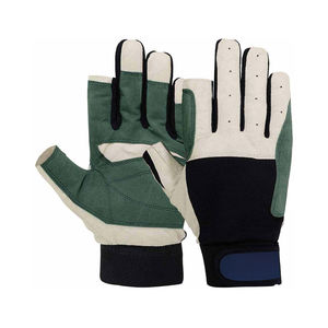 Handschuhe für Segel