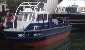 Passagierboot Berufsschiff 1
