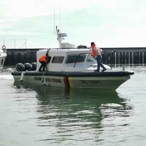 Patrouillenboot Berufsschiff 1