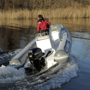 Außenborder-Schlauchboot