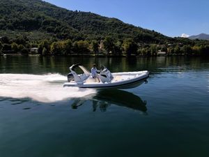 Außenborder-Schlauchboot 1