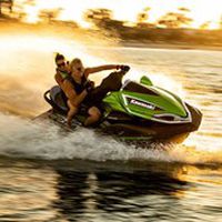 Jet-Ski / drei Plätze / 310 PS