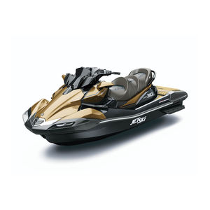 sitzender Jet-Ski
