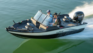 Bass-Boat / Außenborder 1
