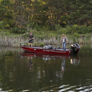 Bass-Boat / Außenborder