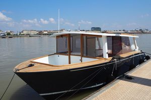 Passagierboot Berufsschiff