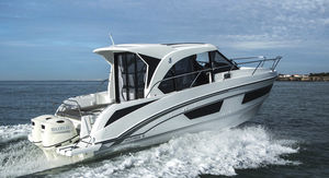 Cabin-Cruiser / Außenbord / zweimotorig / mit Ruderhaus / max. 10 Personen