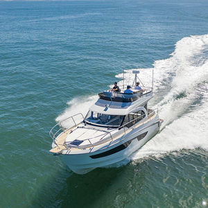 Express Cruiser / Außenborder