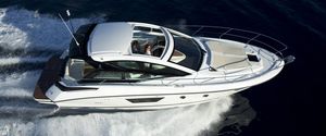 Express Cruiser / Innenborder / Hard-top
