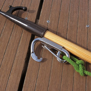 Bootshaken mit Leineneinfädler