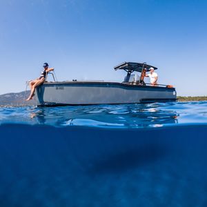 Diesel-Konsolenboot