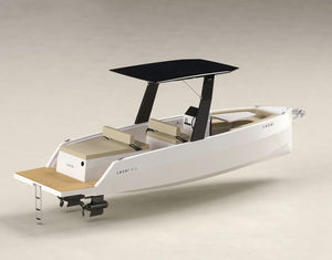 Elektro-Solar-Konsolenboot