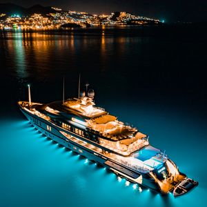 Megayacht für Kreuzfahrten