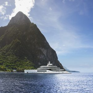 Megayacht für Kreuzfahrten