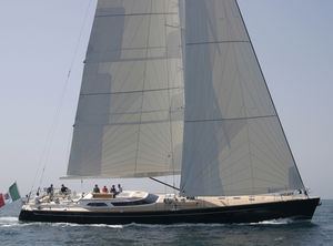 Segel-Yacht / Cruiser-Racer / Decksalon / 4 Kabinen / Bugspriet