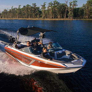 Innenborder-Runabout / Doppelkonsole / Bowrider / Wasserski