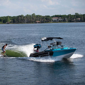 Runabout für Wakesurf 1
