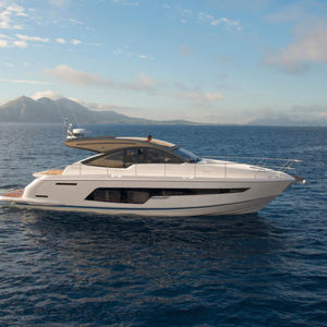 Fahrten-Motoryacht