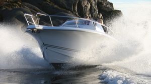 Cabin-Cruiser / Außenborder 1